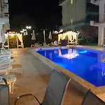 Azuro Sunny Apartment 3*