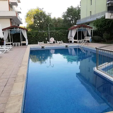 Apartment Azuro Sunny