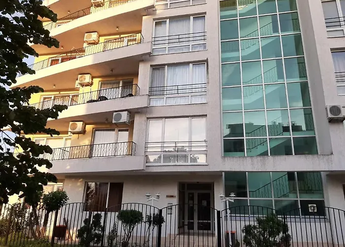 Apartamento Azuro Sunny 3*