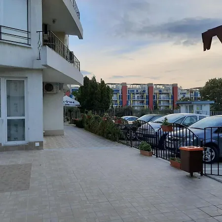 Azuro Sunny 3* Słoneczny Brzeg
