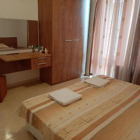 Azuro Sunny Slăntjev Brjag